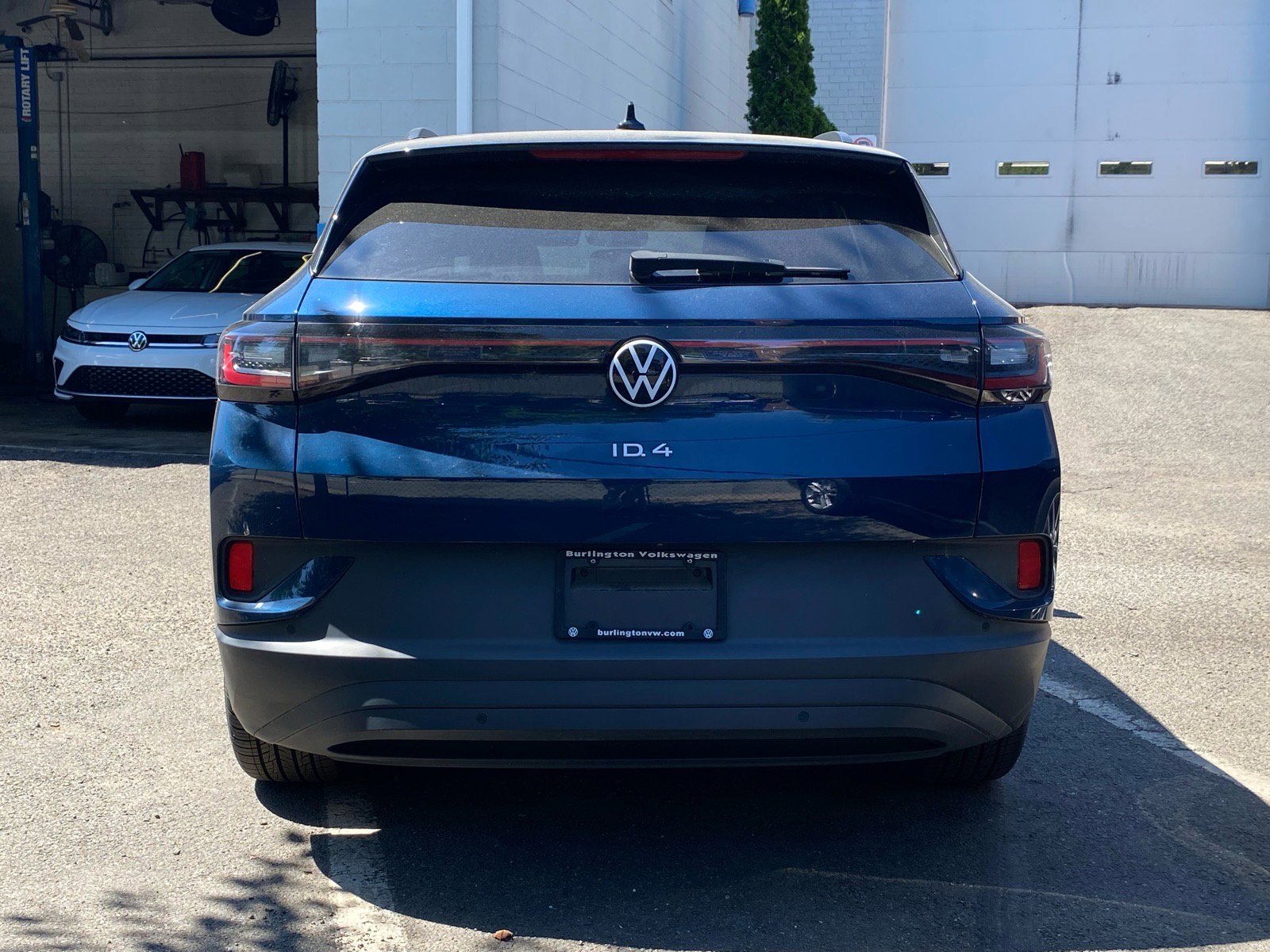 Certified 2023 Volkswagen ID.4 Pro RWD image 2