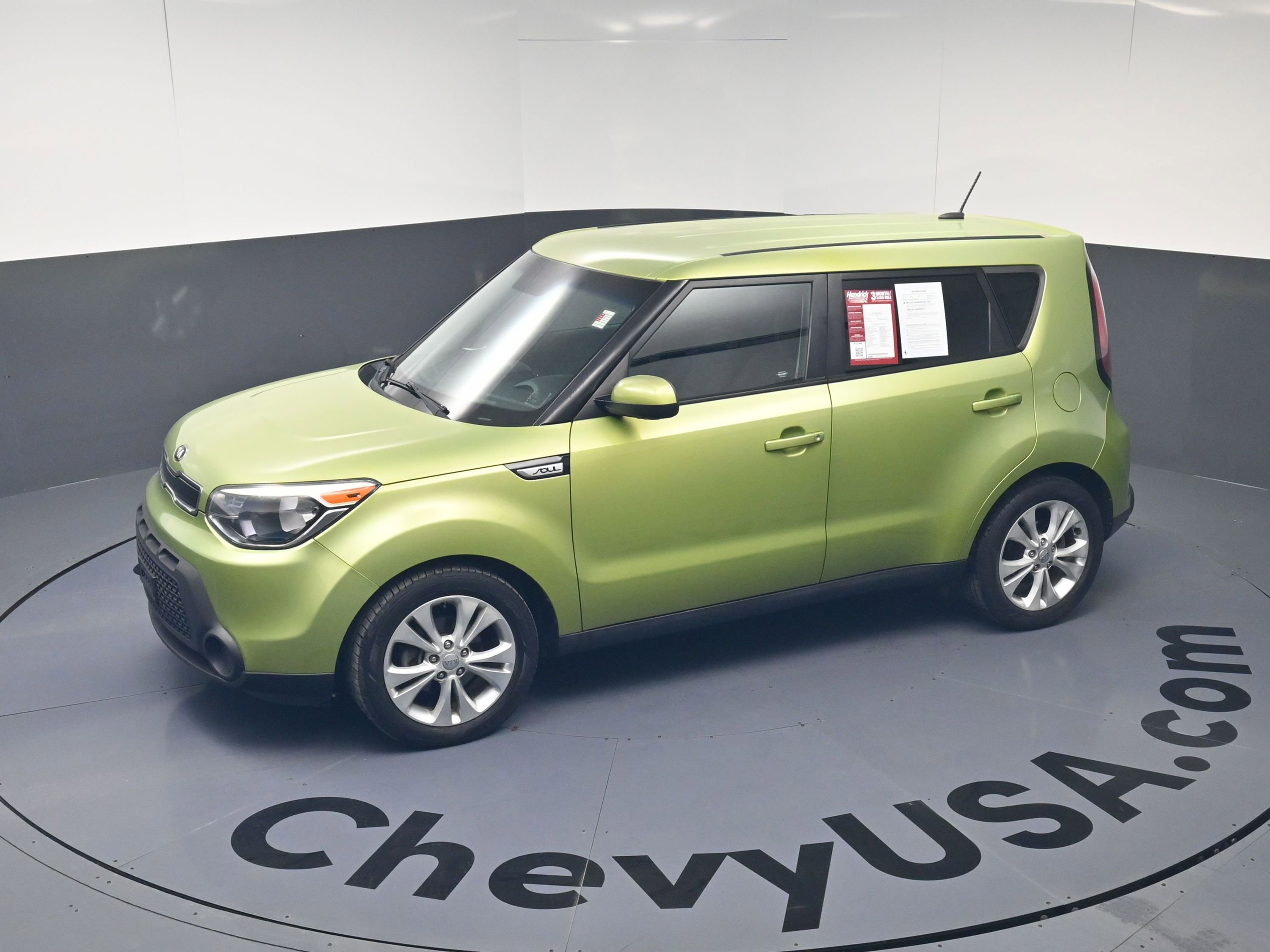 Used 2015 Kia Soul + image 30