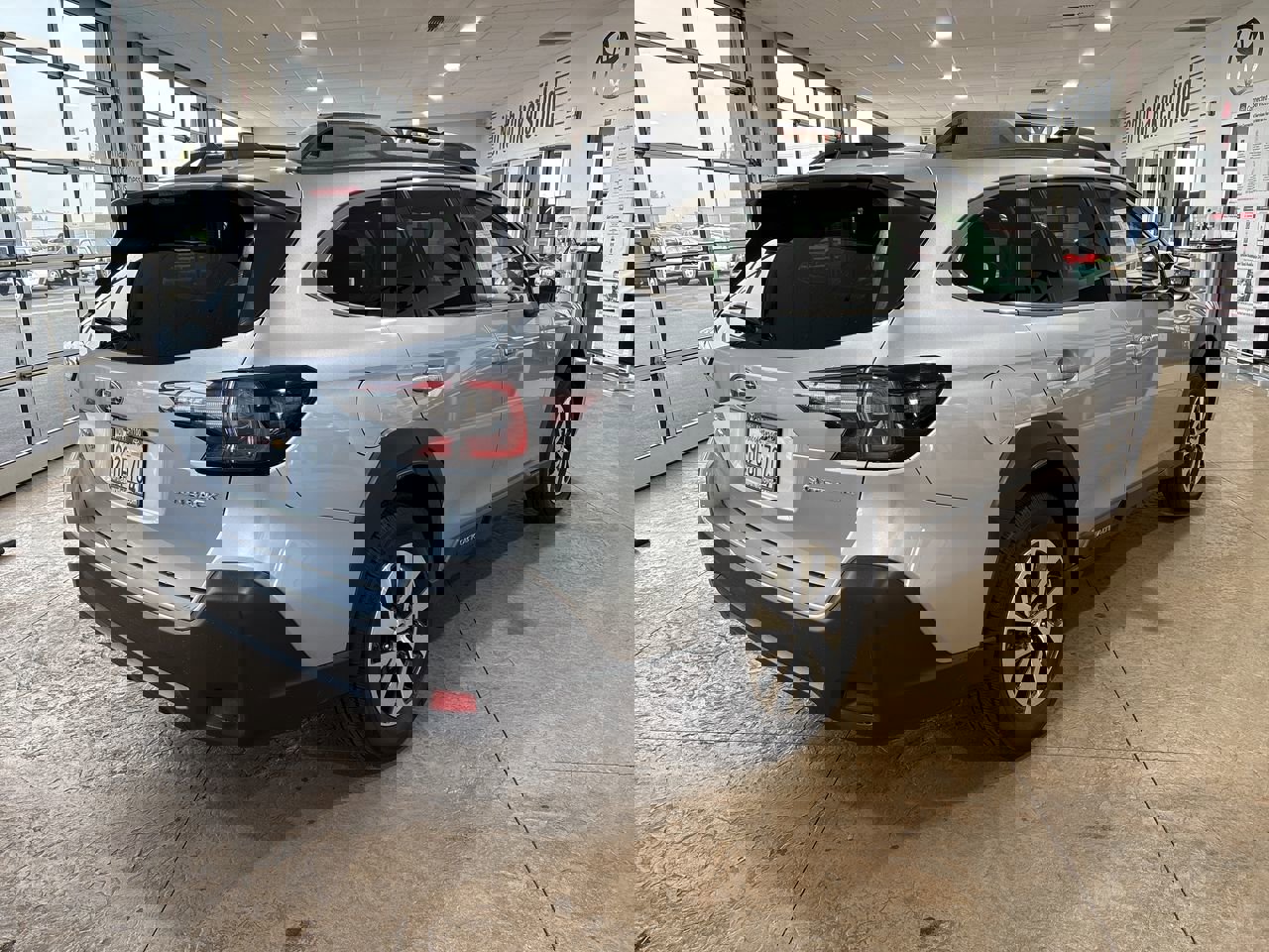 Used 2024 Subaru Outback Premium image 2