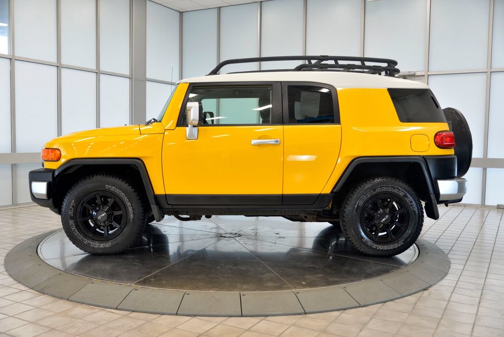 Used 2007 Toyota FJ Cruiser 4WD w/ Upgrade Pkg 2 image 5