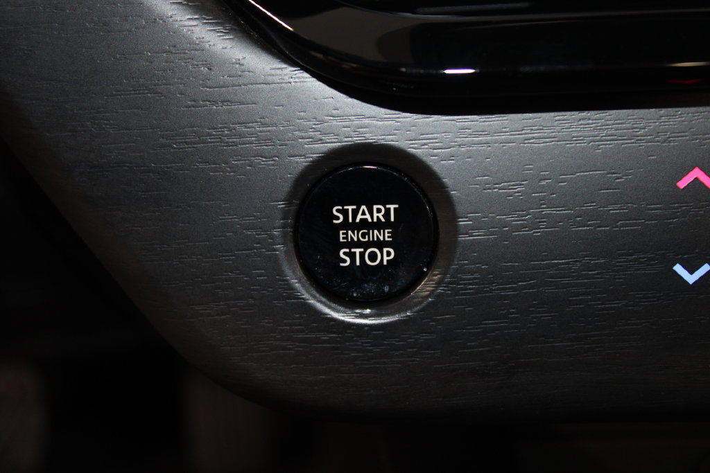 Used 2025 Nissan Murano SL AWD/4WD image 38