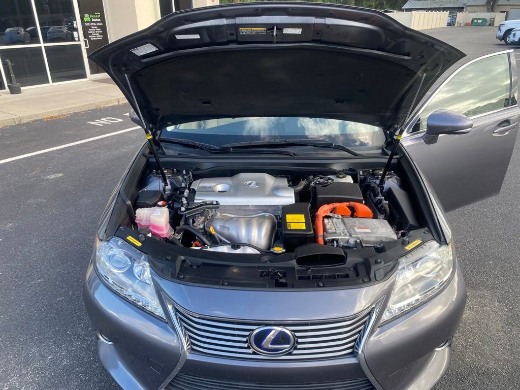 Used 2014 Lexus ES 300h image 16