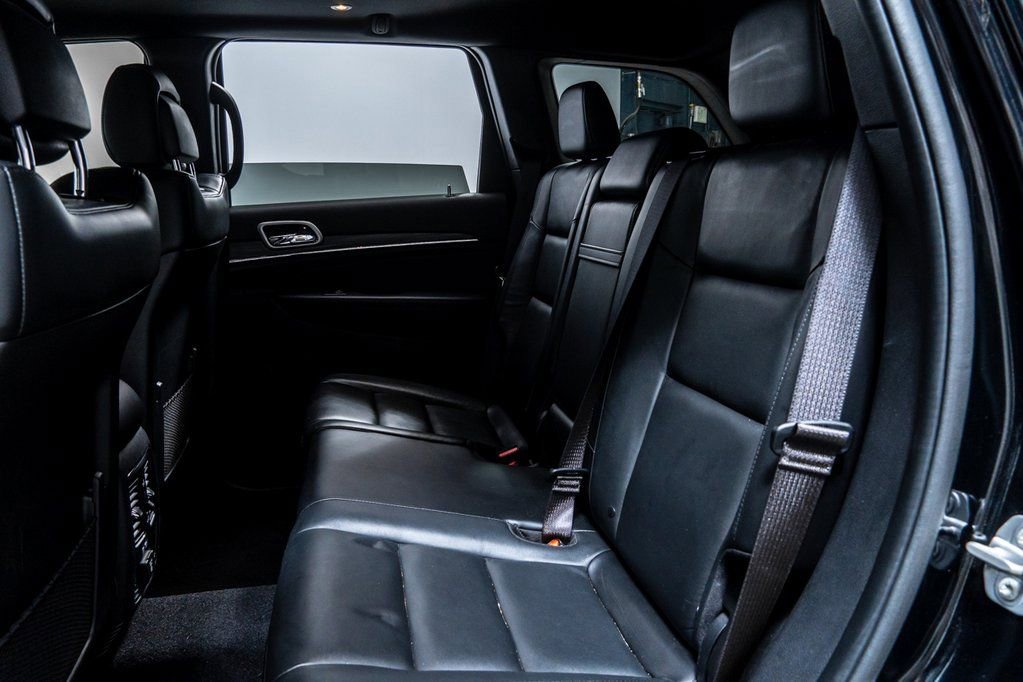 Used 2021 Jeep Grand Cherokee Limited w/ Premium Lighting Group image 28