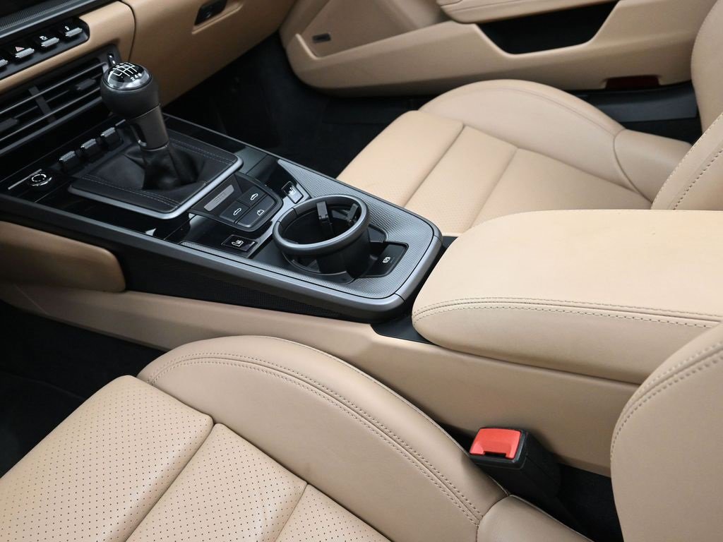 Used 2022 Porsche 911 Carrera S image 21