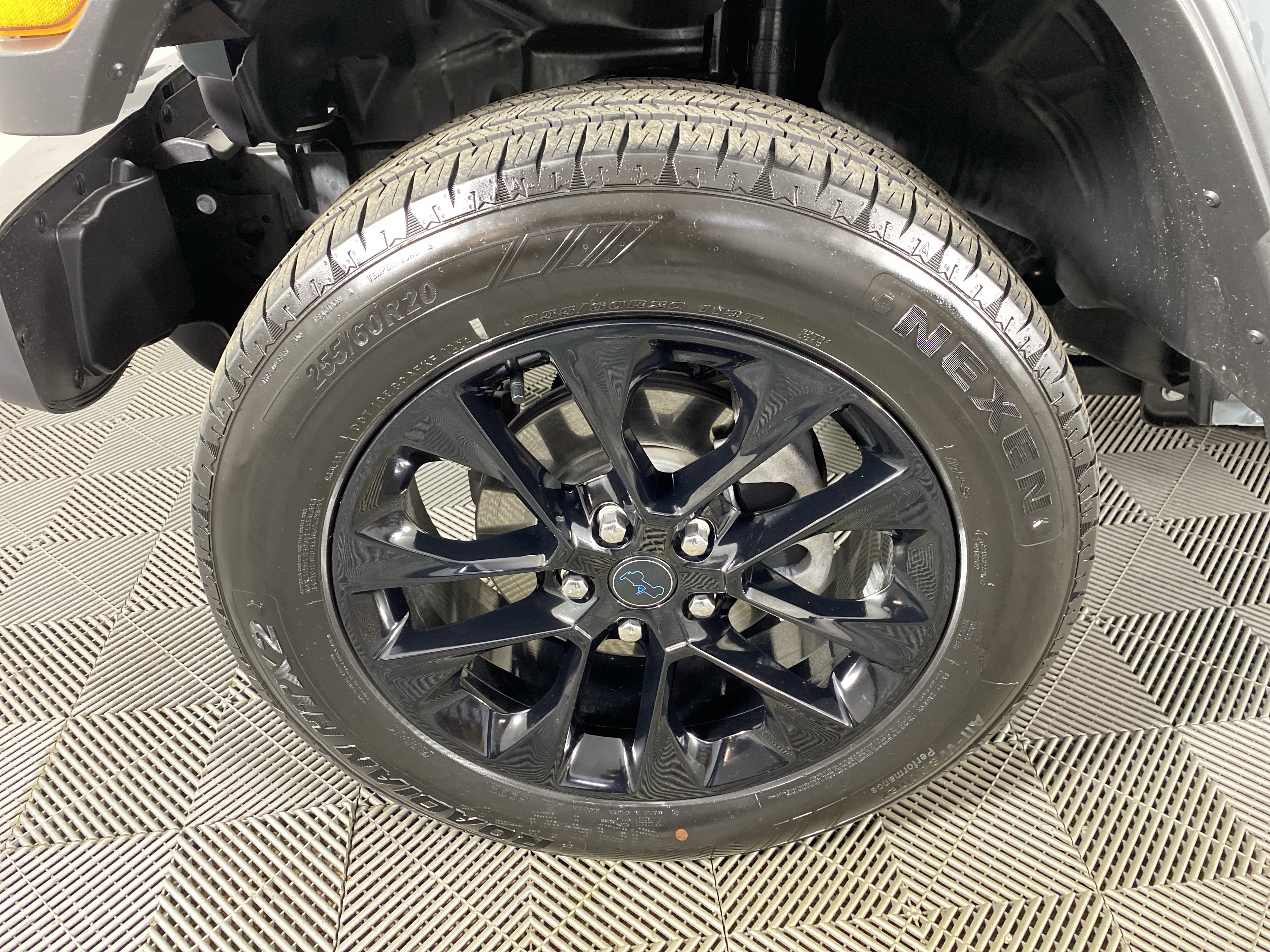 Used 2025 Jeep Wrangler Sahara w/ Safety Group image 12