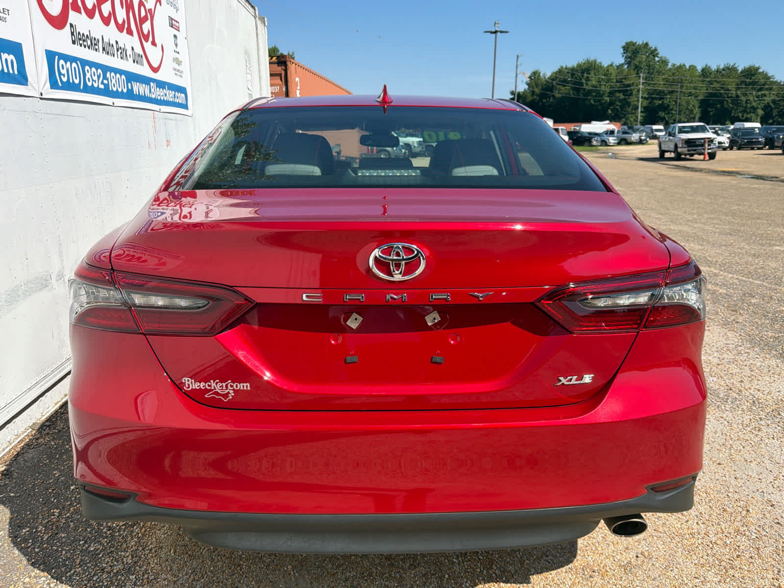 Used 2023 Toyota Camry XLE FWD image 4