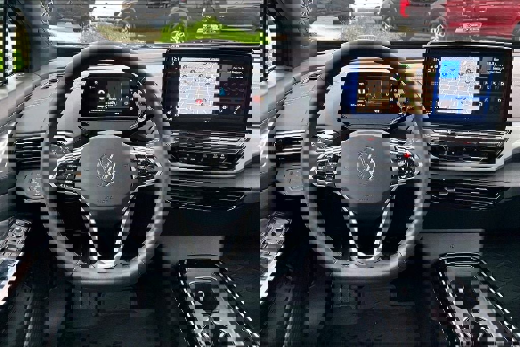 Certified 2023 Volkswagen ID.4 Pro S Plus image 4