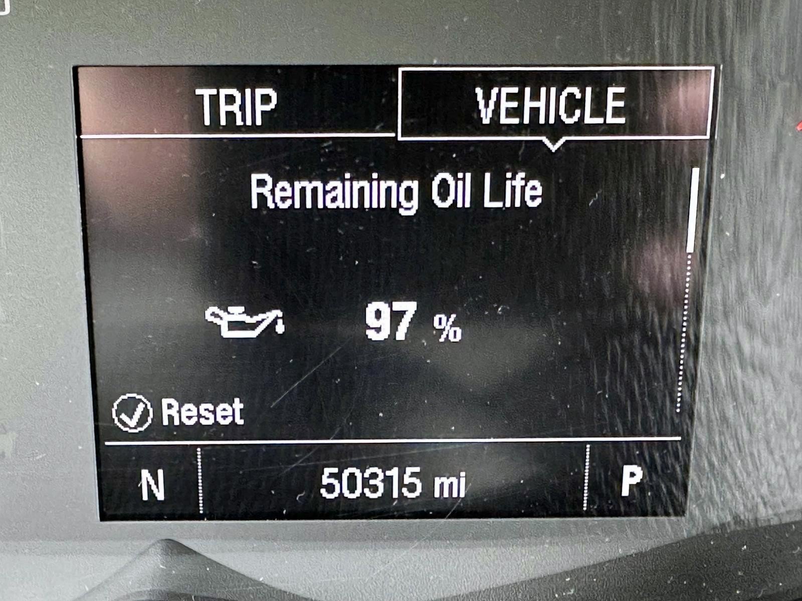 Used 2021 Chevrolet Trax LT w/ Redline Edition AWD/4WD image 30