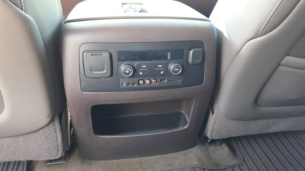 Used 2016 GMC Yukon XL Denali w/ Open Road Package image 16