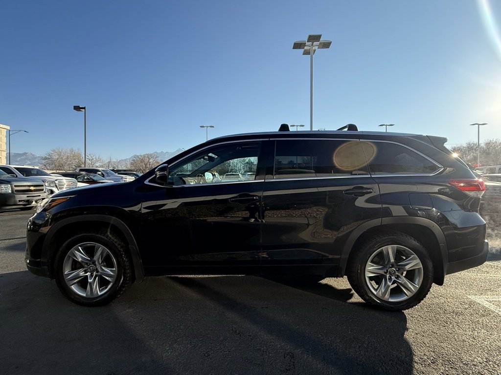 Used 2018 Toyota Highlander Limited image 4