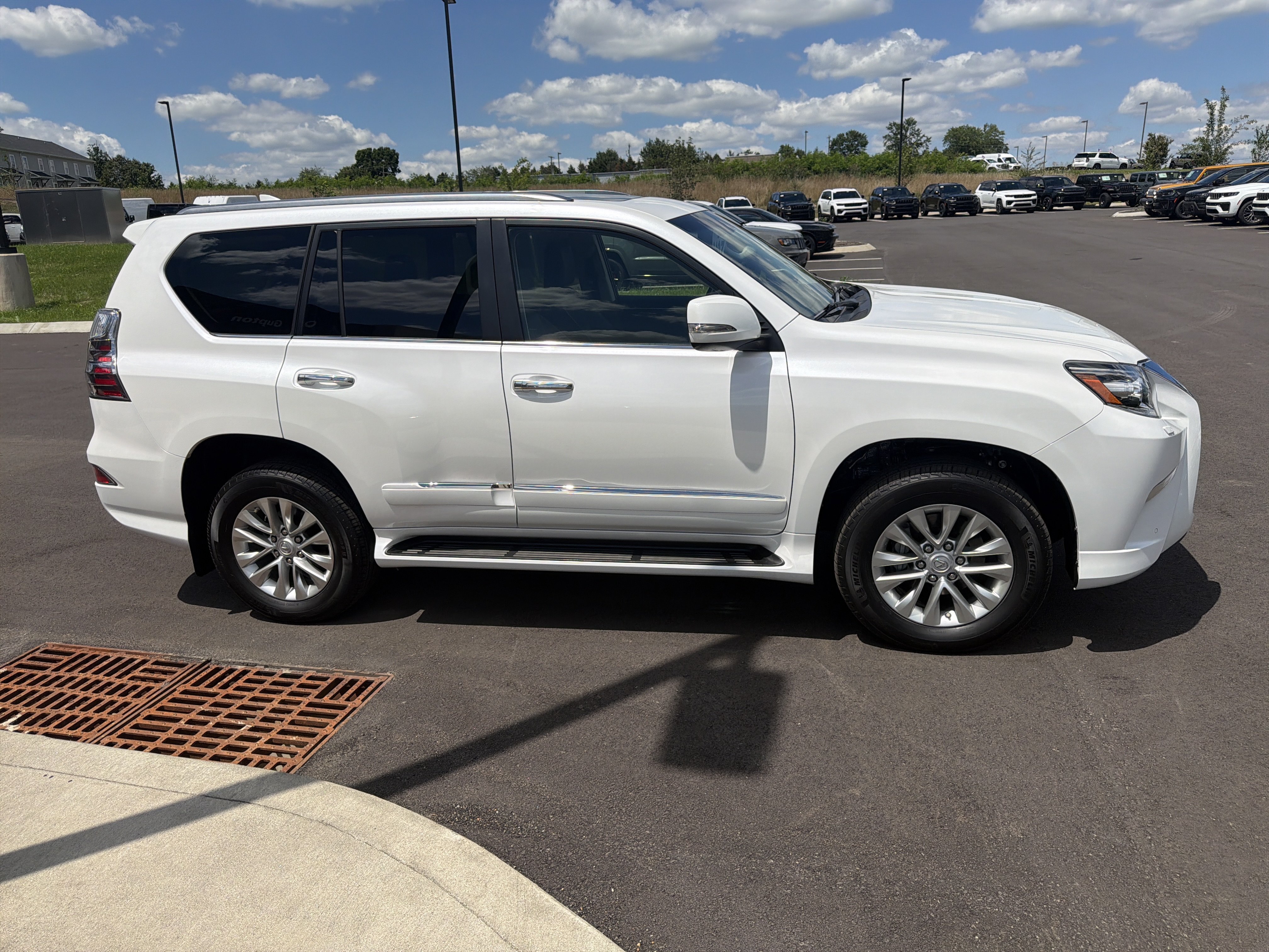 Used 2018 Lexus GX 460 Premium AWD/4WD image 10