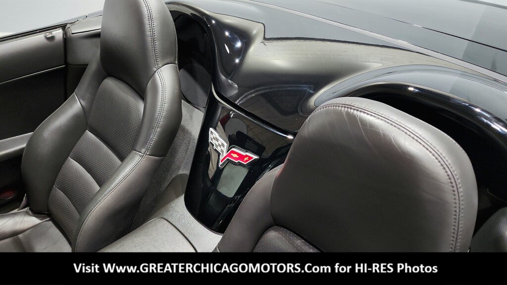 Used 2006 Chevrolet Corvette Convertible w/ Preferred Equipment Group RWD image 27