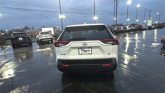 Used 2024 Toyota RAV4 LE image 30