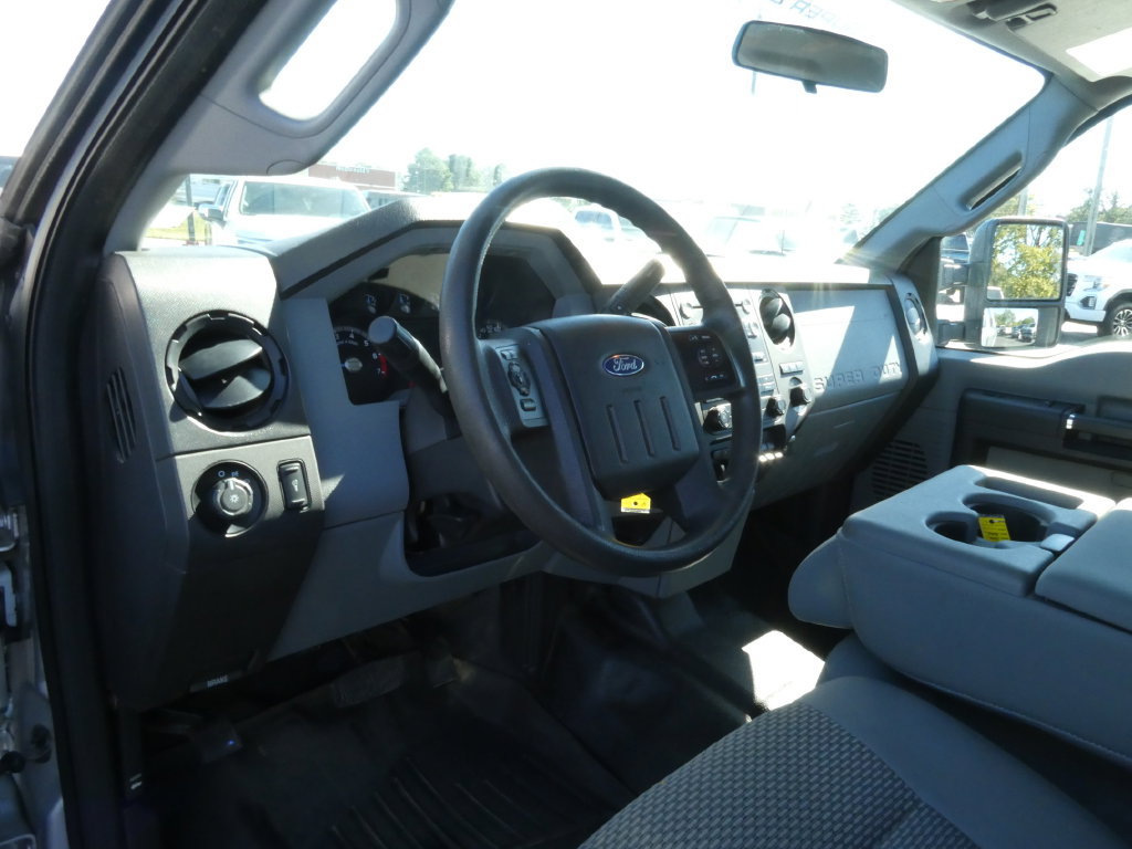 Used 2015 Ford F250 XL w/ Power Equipment Group AWD/4WD image 21