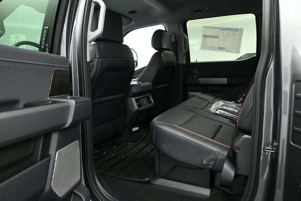 New 2026 Ford F250 Lariat w/ Black Appearance Package AWD/4WD image 19