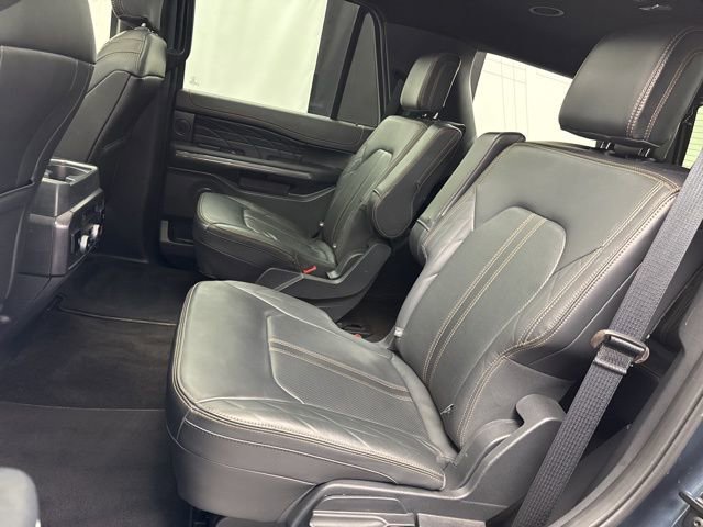 Used 2023 Ford Expedition Platinum image 23