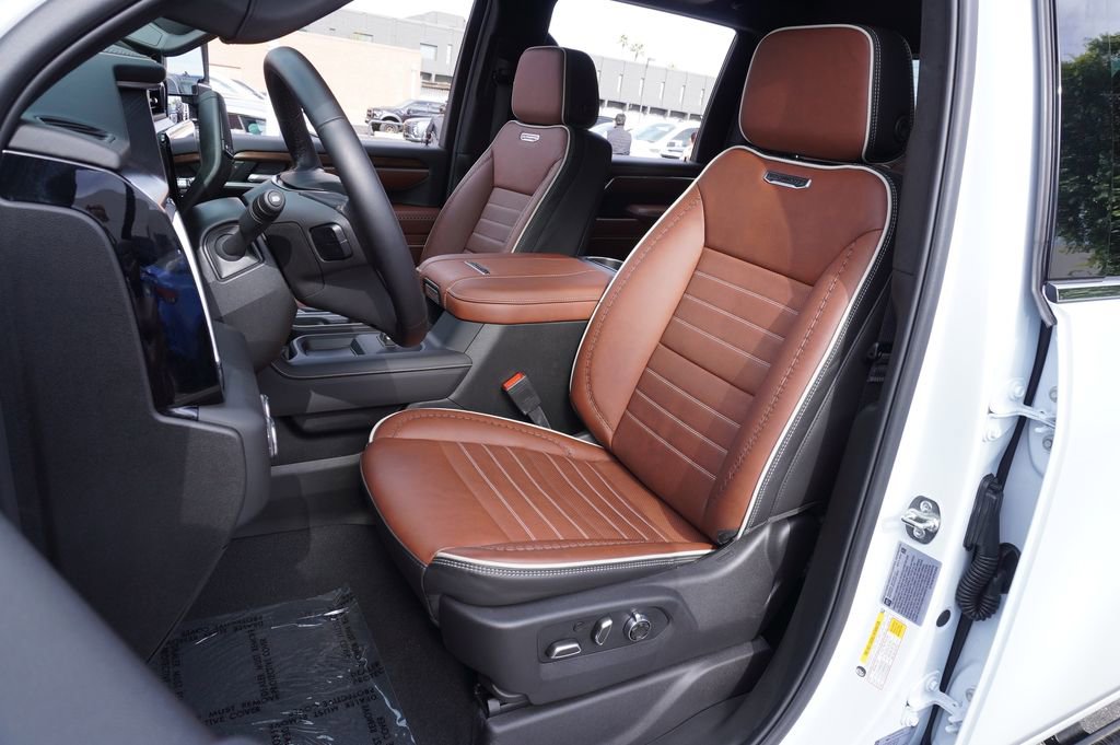 Certified 2026 GMC Sierra 2500 Denali Ultimate w/ Max Trailering Package image 15