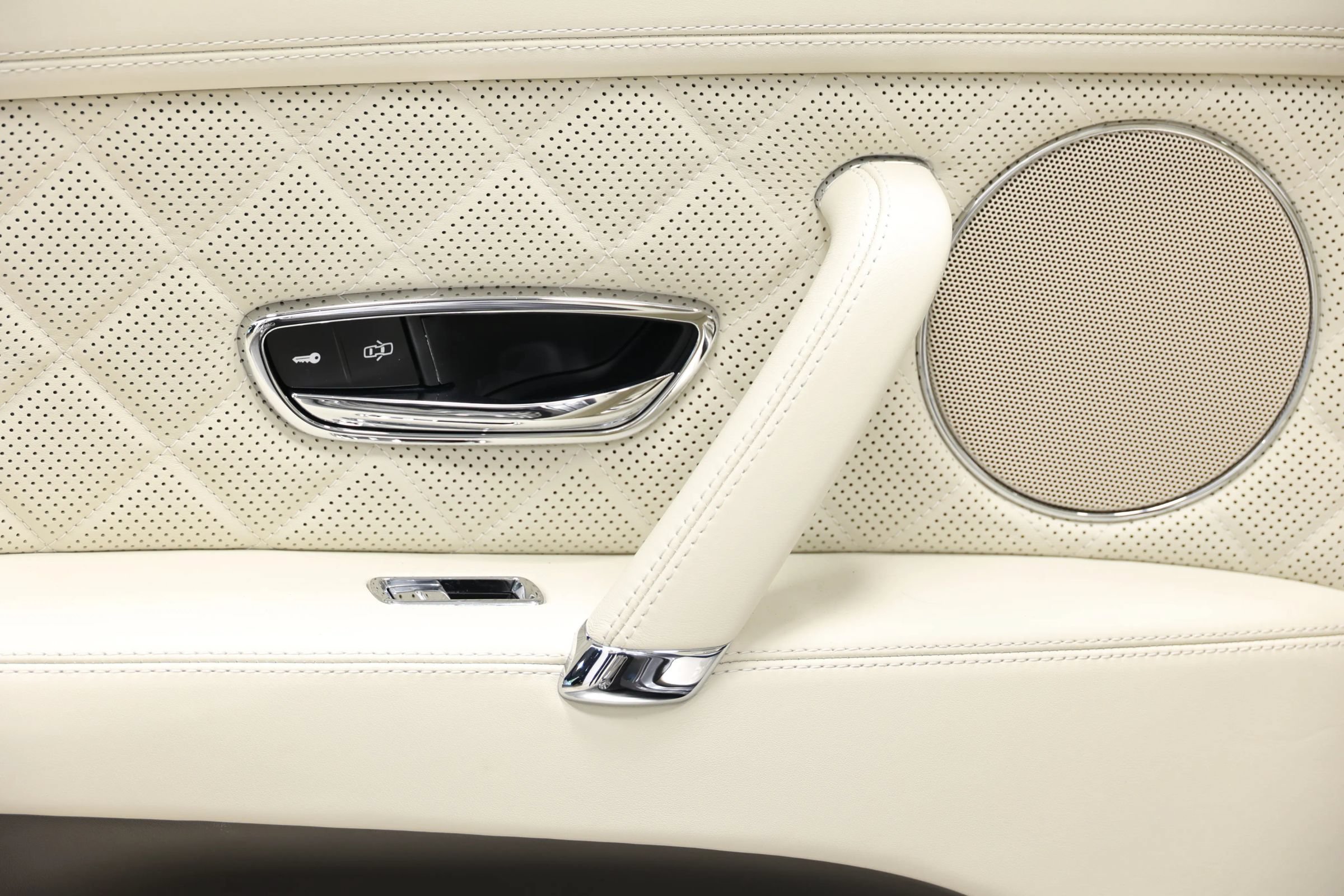 Used 2018 Bentley Flying Spur V8 AWD/4WD image 49