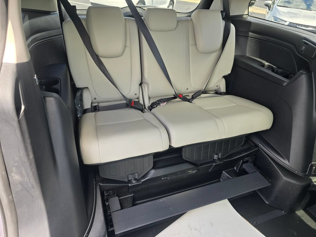 Used 2026 Honda Odyssey EX-L image 15
