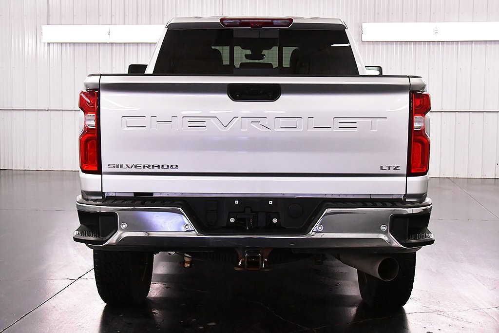 Used 2023 Chevrolet Silverado 2500 LTZ w/ LTZ Premium Package image 6