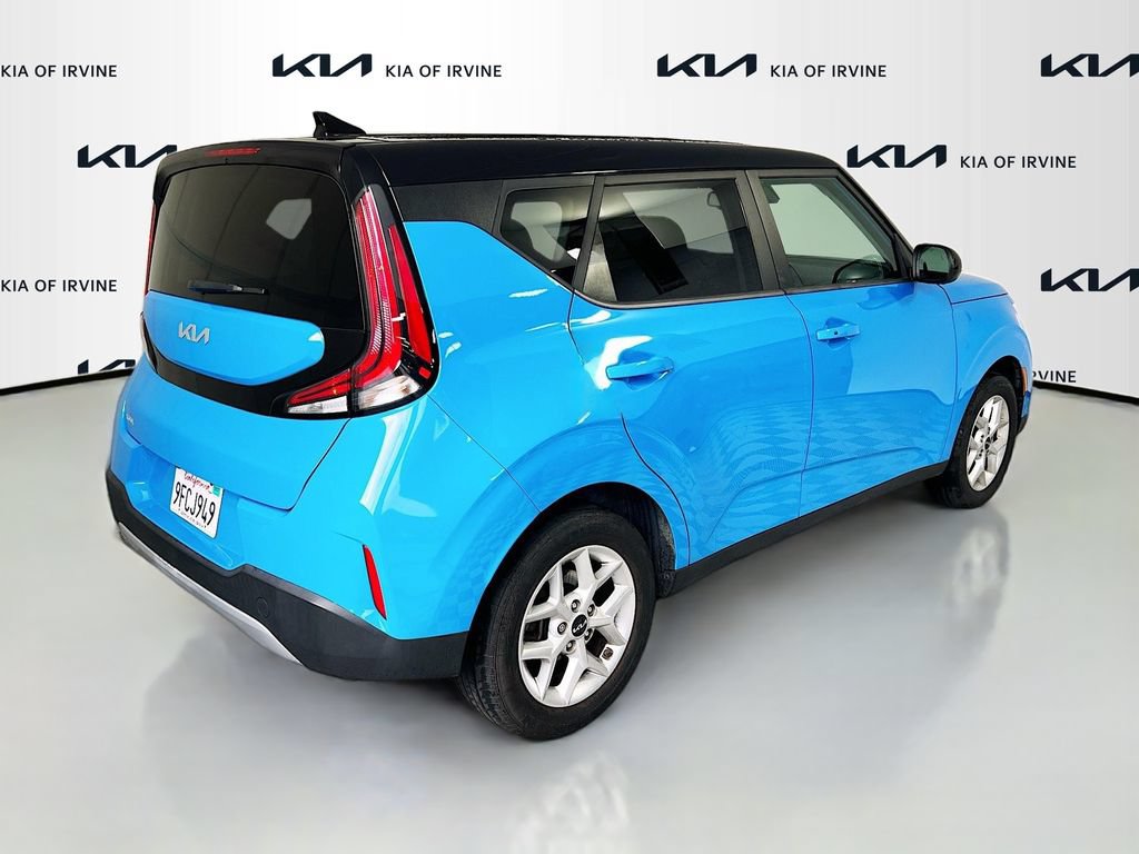Certified 2023 Kia Soul S FWD image 9
