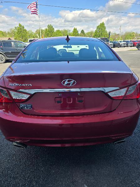 Used 2011 Hyundai Sonata SE FWD image 3