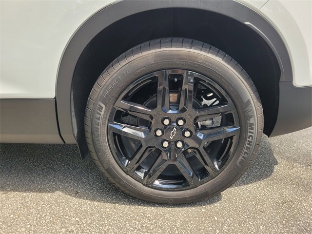 Used 2025 Chevrolet Blazer LT image 16