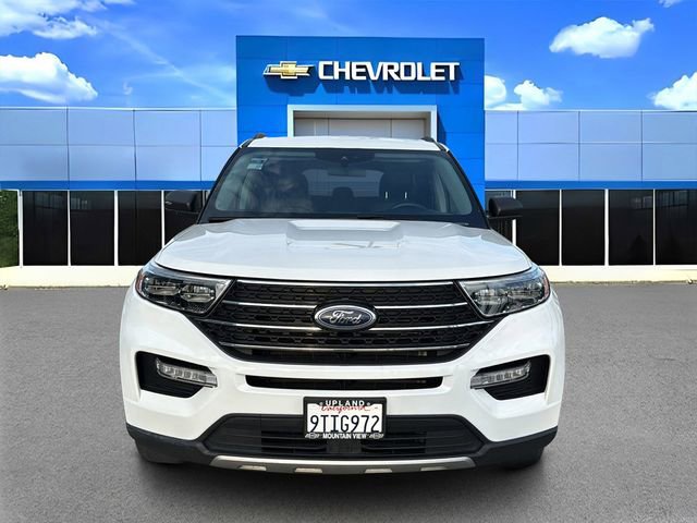 Used 2023 Ford Explorer XLT w/ Equipment Group 202A image 8