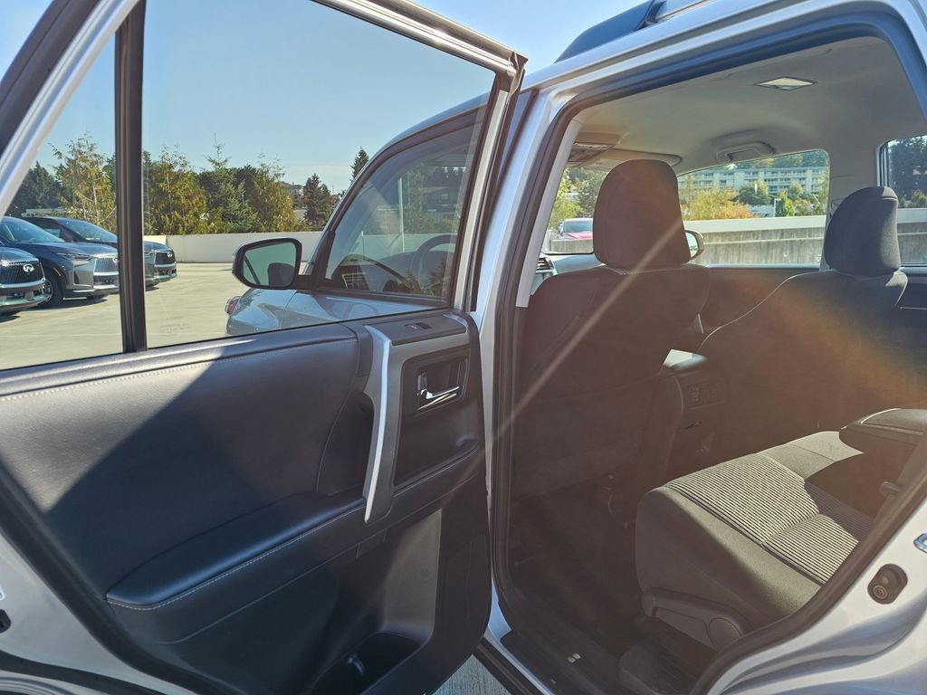 Used 2024 Toyota 4Runner SR5 image 18