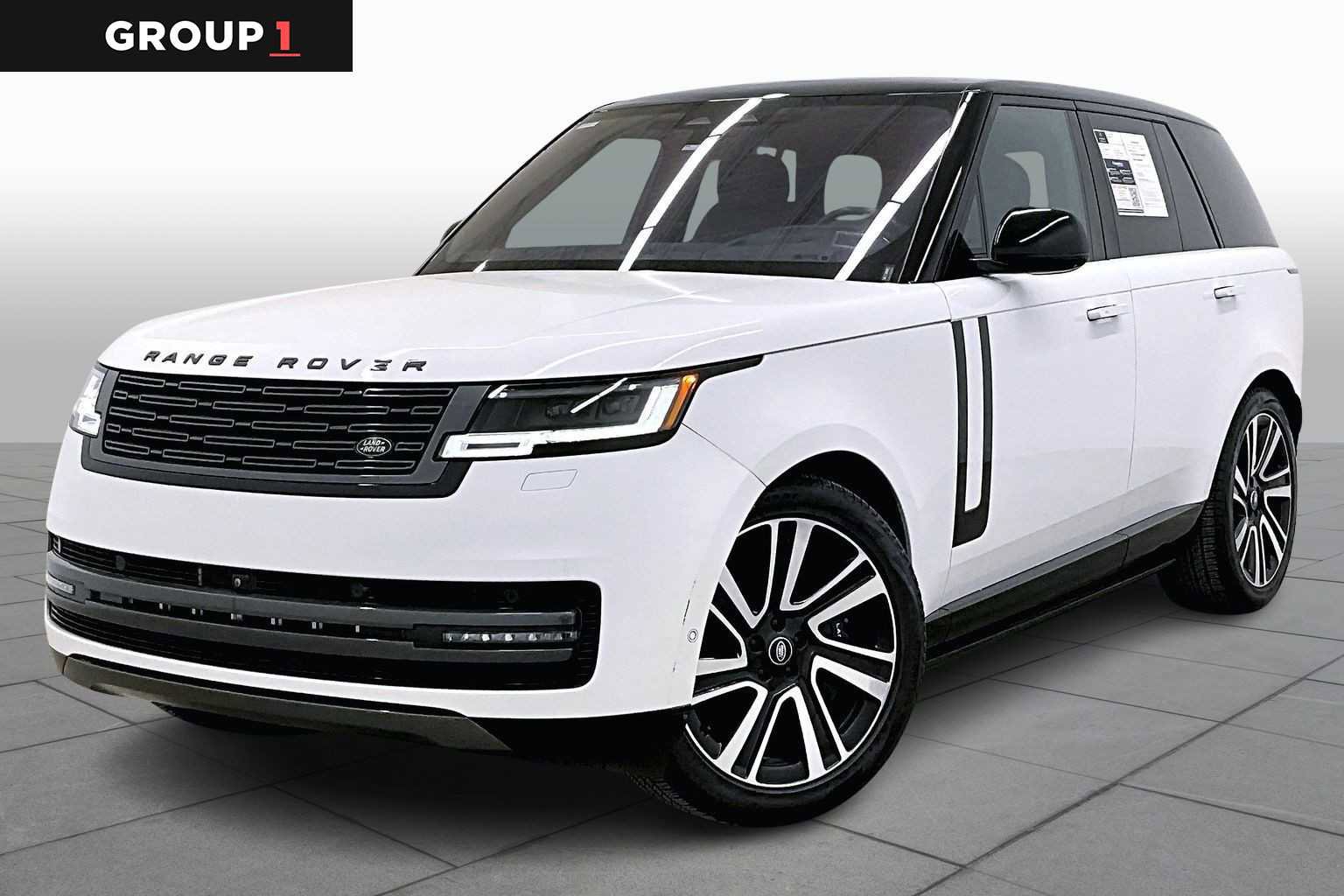 Used 2023 Land Rover Range Rover SE image 1