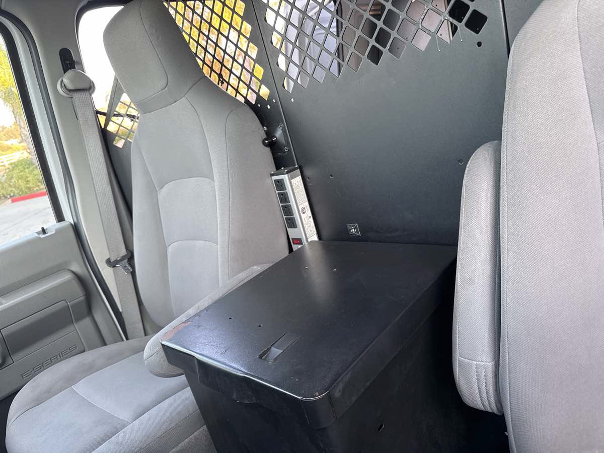 Used 2013 Ford E-150 and Econoline 150 w/ PWR Group RWD image 14