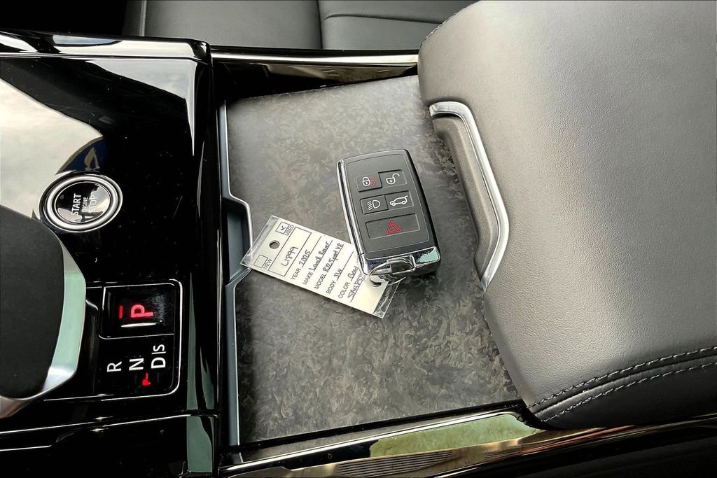 Used 2025 Land Rover Range Rover Sport Dynamic SE image 34