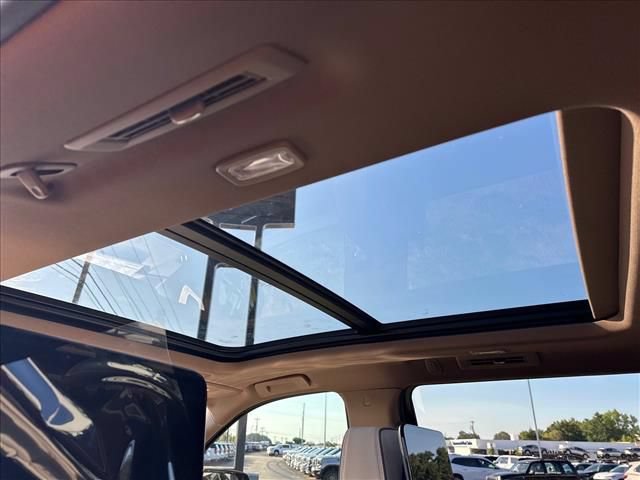 New 2026 GMC Yukon XL Denali w/ Denali Reserve Package AWD/4WD image 27