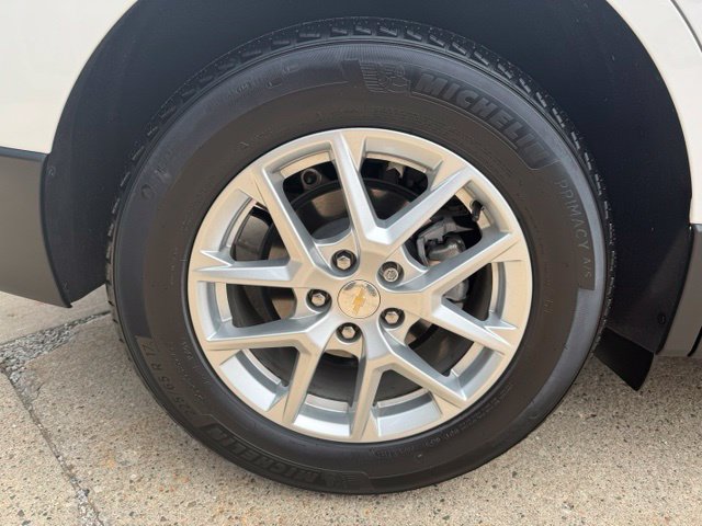 Used 2024 Chevrolet Equinox LS w/ LS Convenience Package FWD image 12