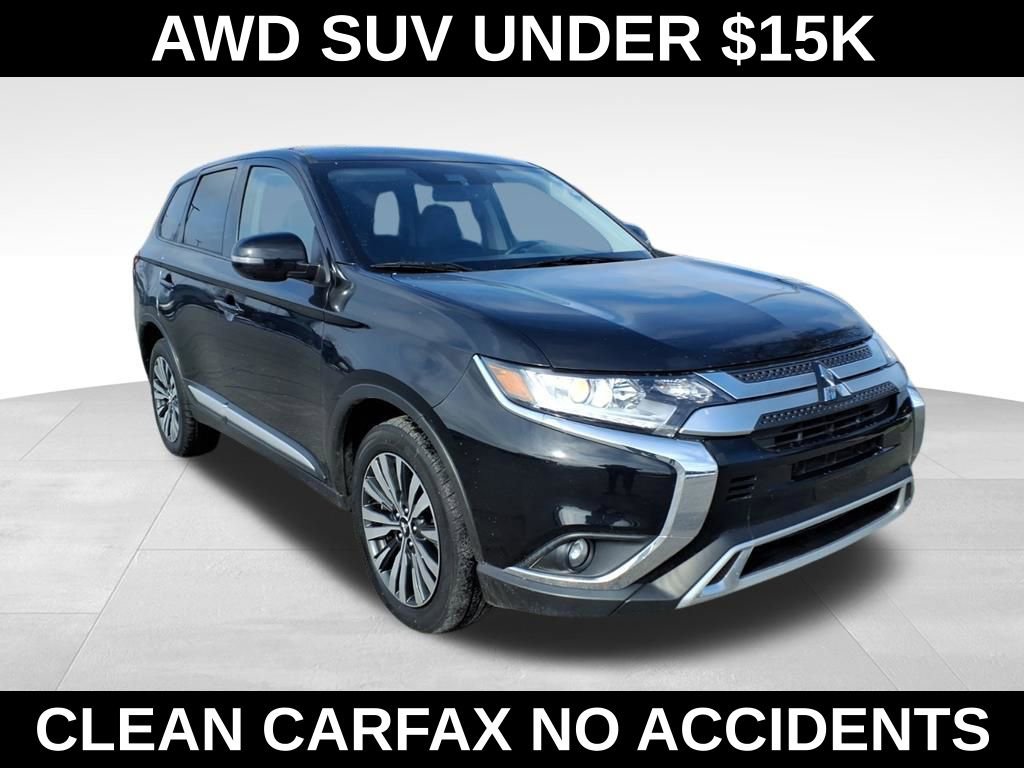 Used 2020 Mitsubishi Outlander SE image 2