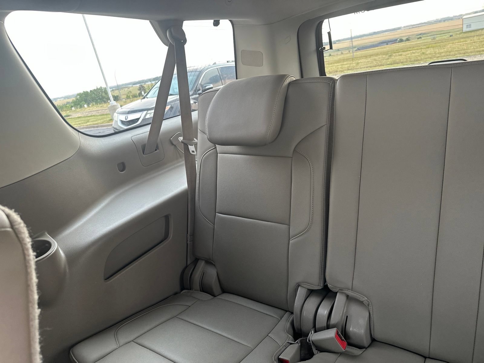Used 2015 Chevrolet Suburban LTZ AWD/4WD image 28