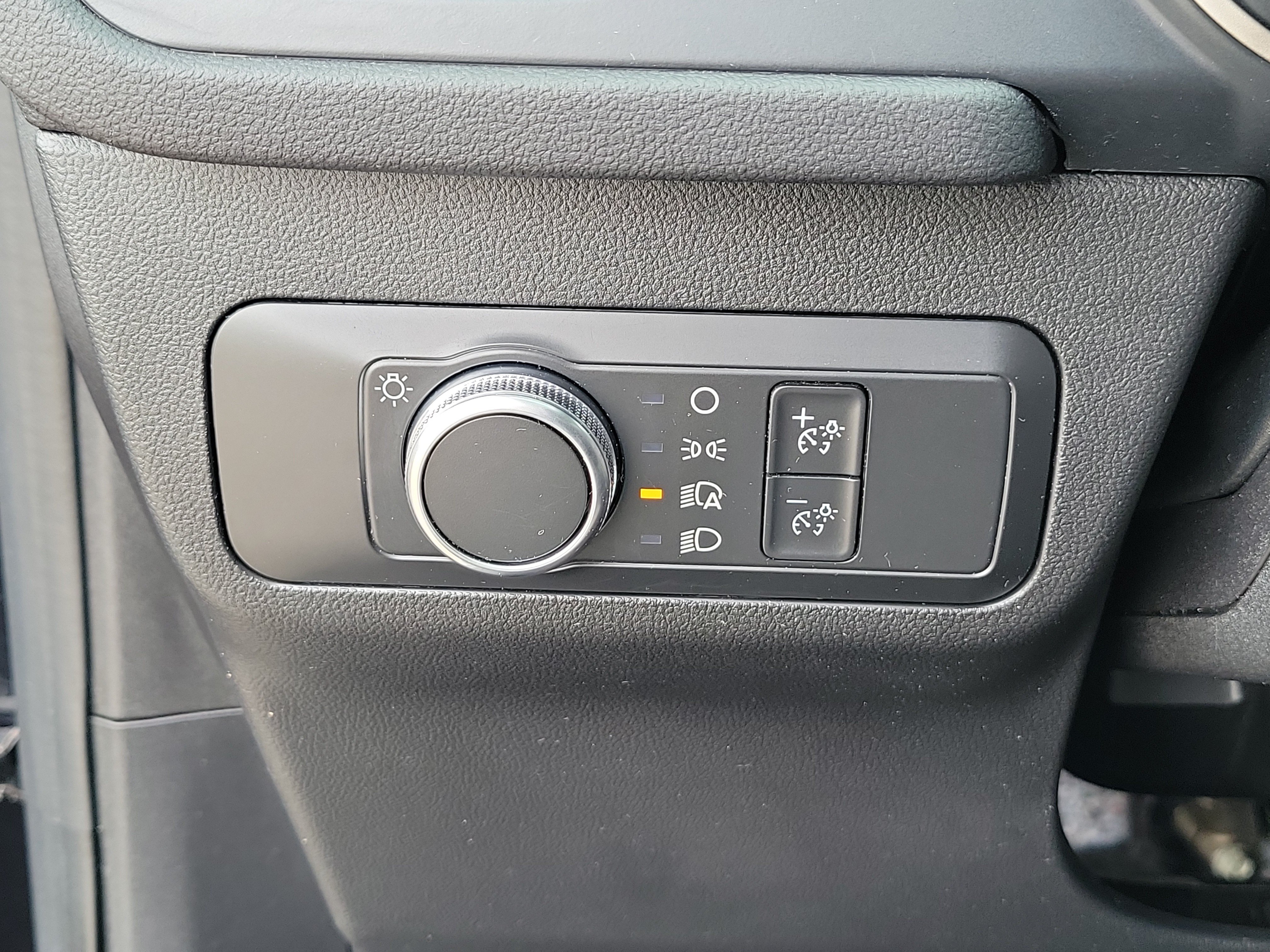 Used 2022 Ford Escape SE FWD image 21