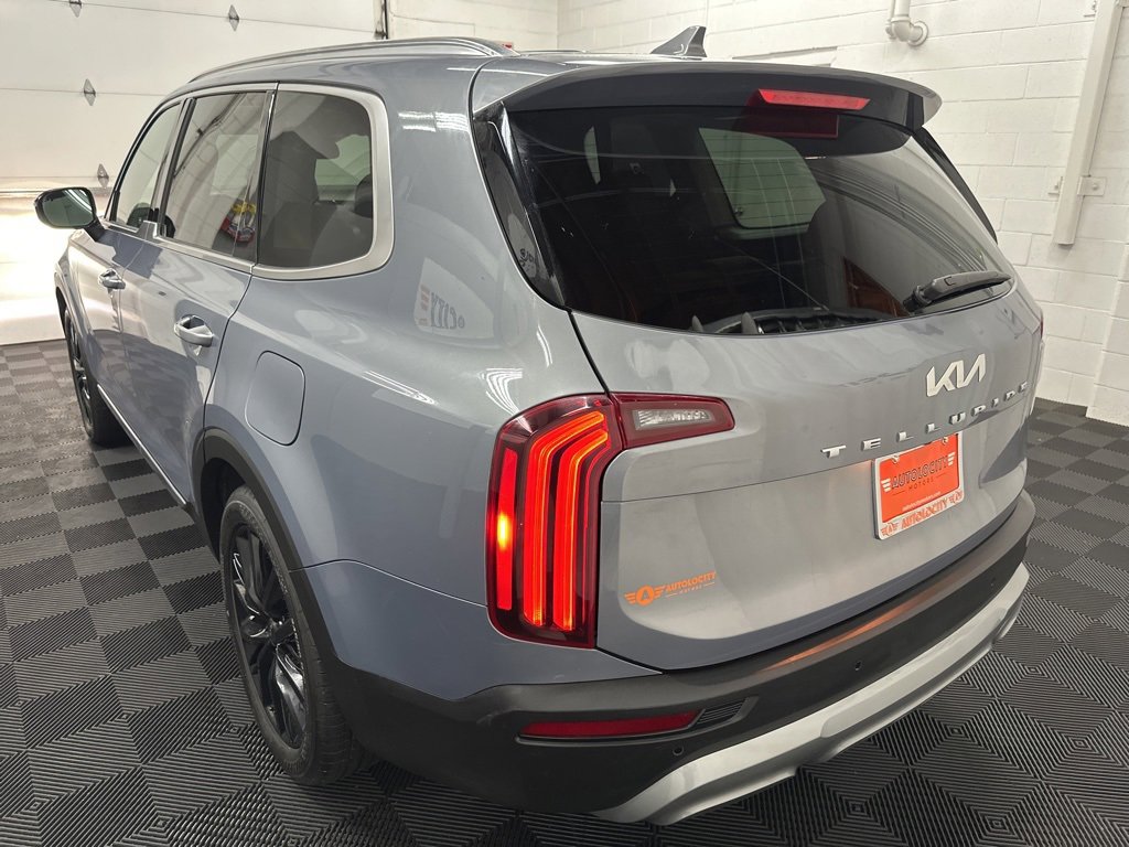 Used 2022 Kia Telluride SX w/ SX Prestige Package image 7
