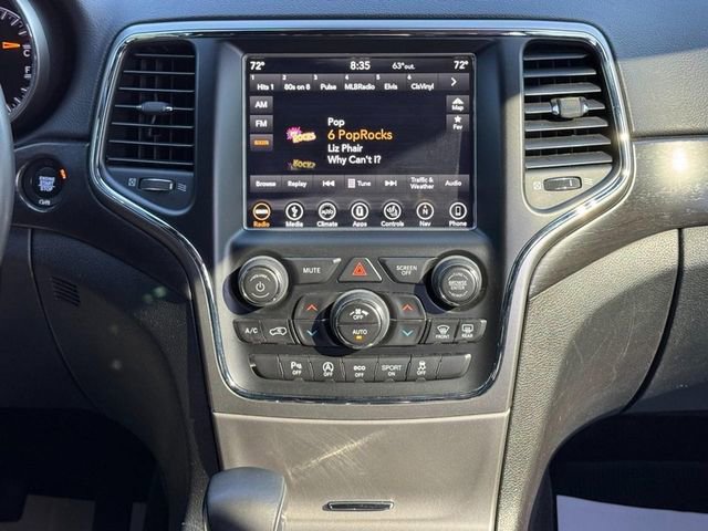 Used 2018 Jeep Grand Cherokee Altitude AWD/4WD image 13