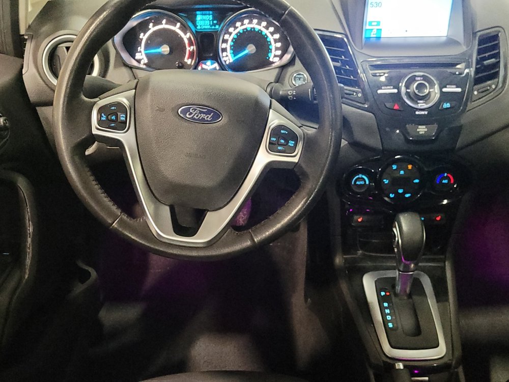 Used 2016 Ford Fiesta Titanium FWD image 22