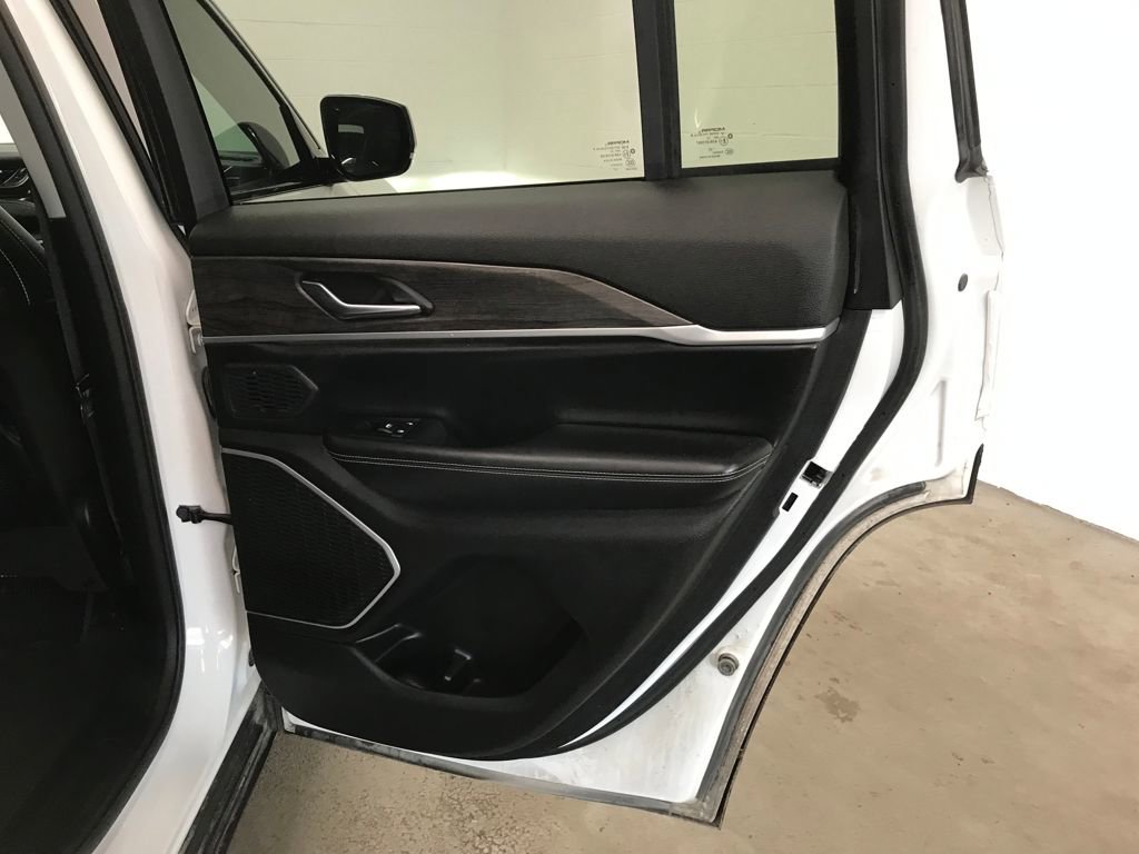 Used 2024 Jeep Grand Cherokee Limited 4xe image 42