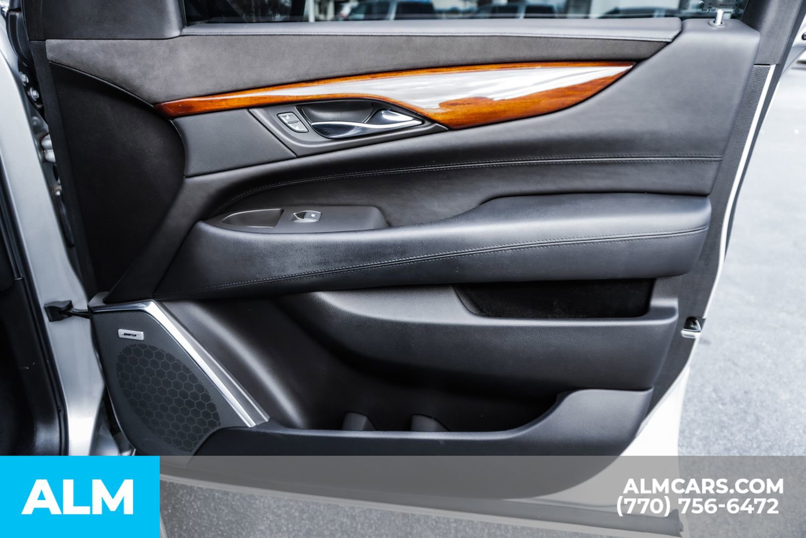 Used 2016 Cadillac Escalade Luxury image 46