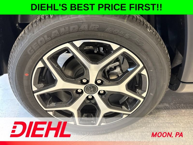 New 2026 Jeep Compass Limited w/ Sun, Sound & Navigation Group AWD/4WD image 8