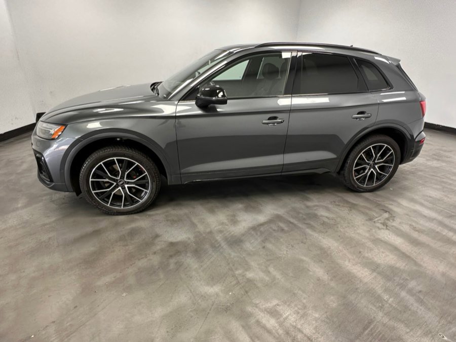 Used 2023 Audi SQ5 Prestige w/ Prestige Package AWD/4WD image 4
