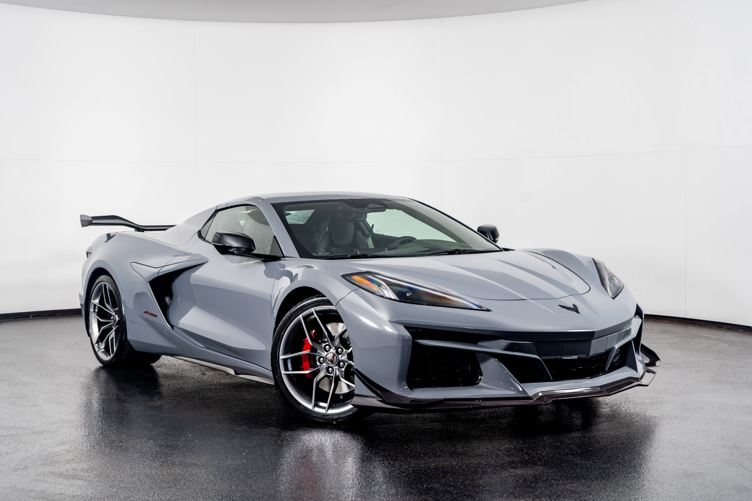 Used 2025 Chevrolet Corvette Z06 image 5