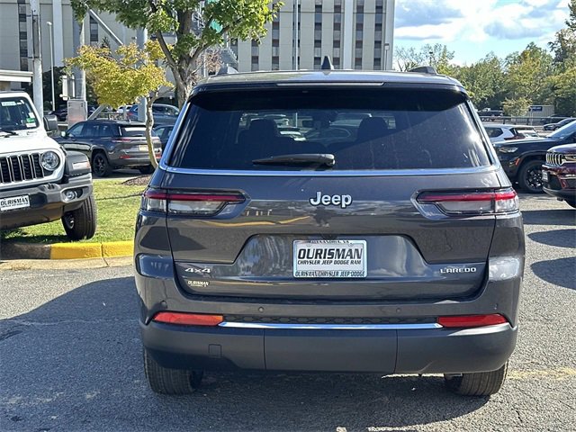 New 2025 Jeep Grand Cherokee L Laredo image 3