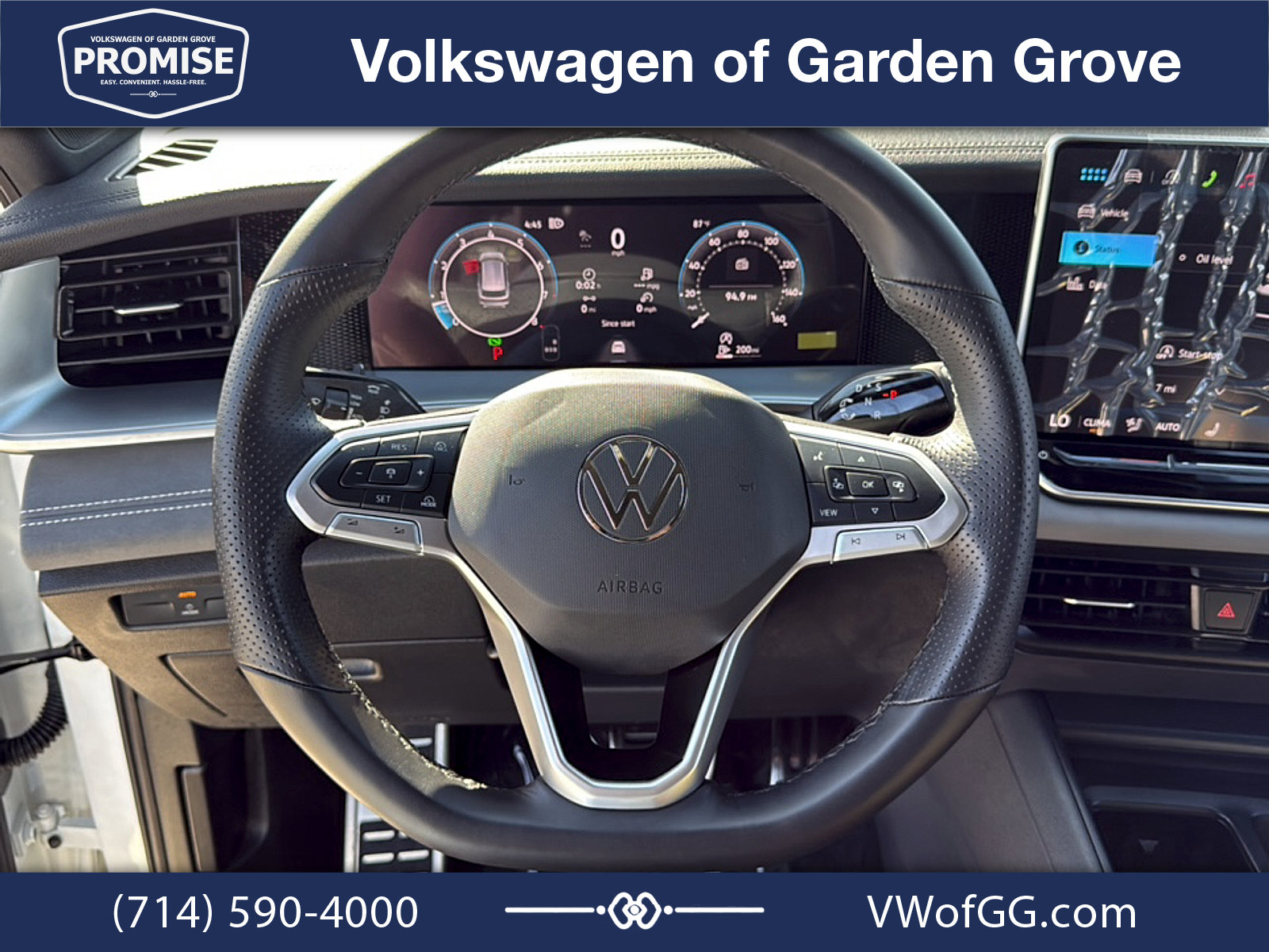 New 2026 Volkswagen Tiguan SE R-Line FWD image 18