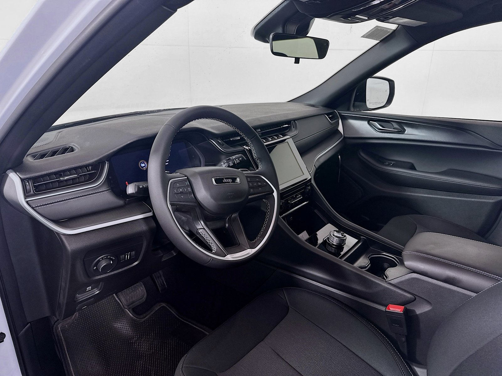 New 2026 Jeep Grand Cherokee L Laredo AWD/4WD image 9