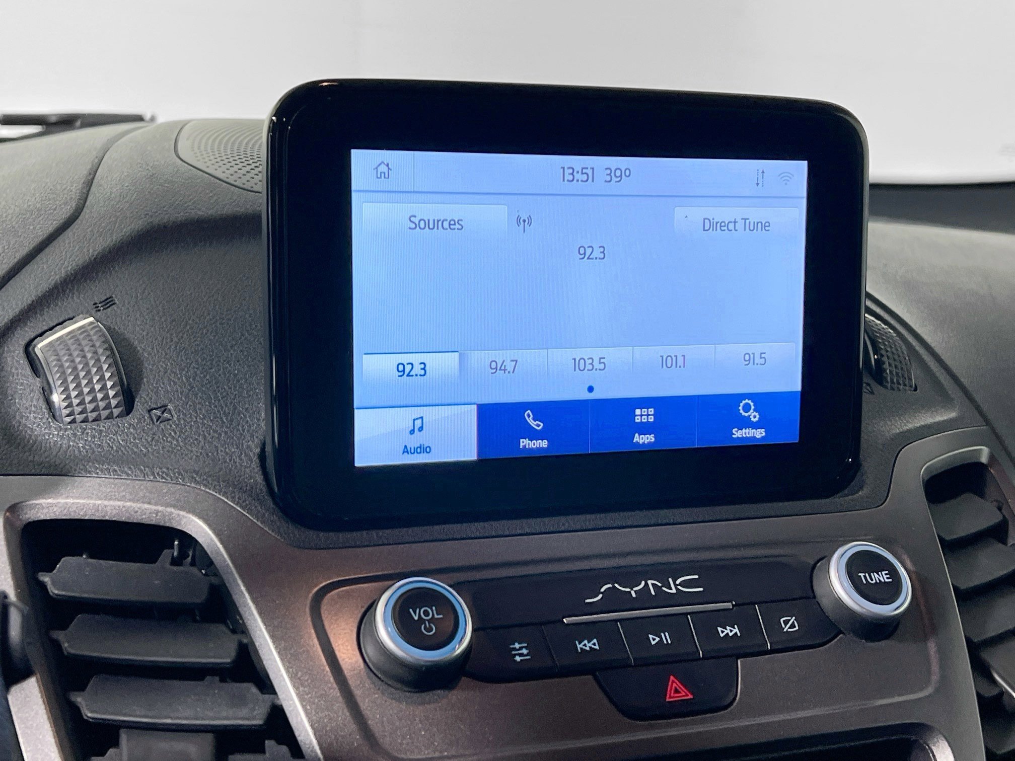 Used 2021 Ford Transit Connect XL image 27