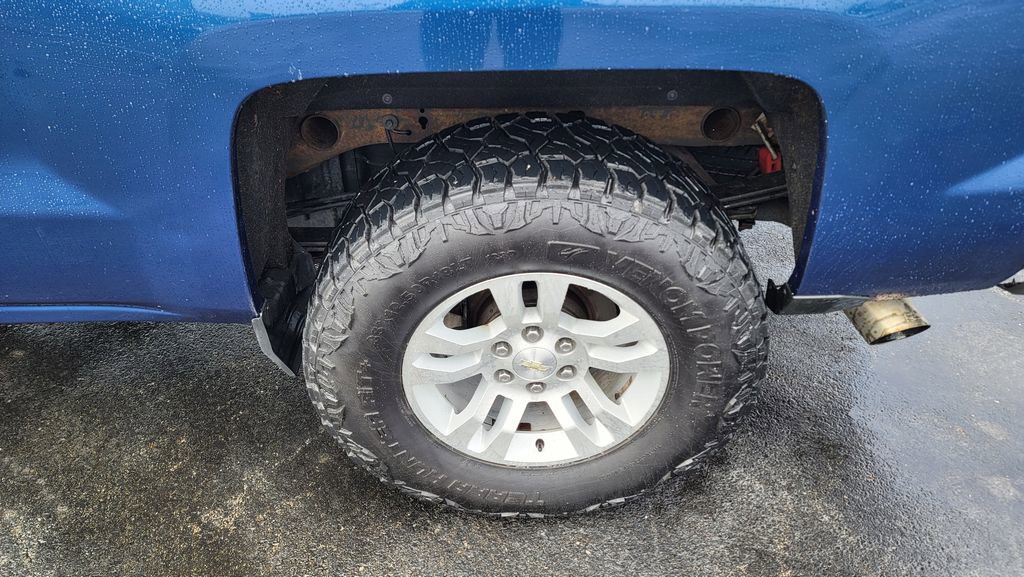 Used 2019 Chevrolet Silverado 1500 LT w/ All Star Edition image 8